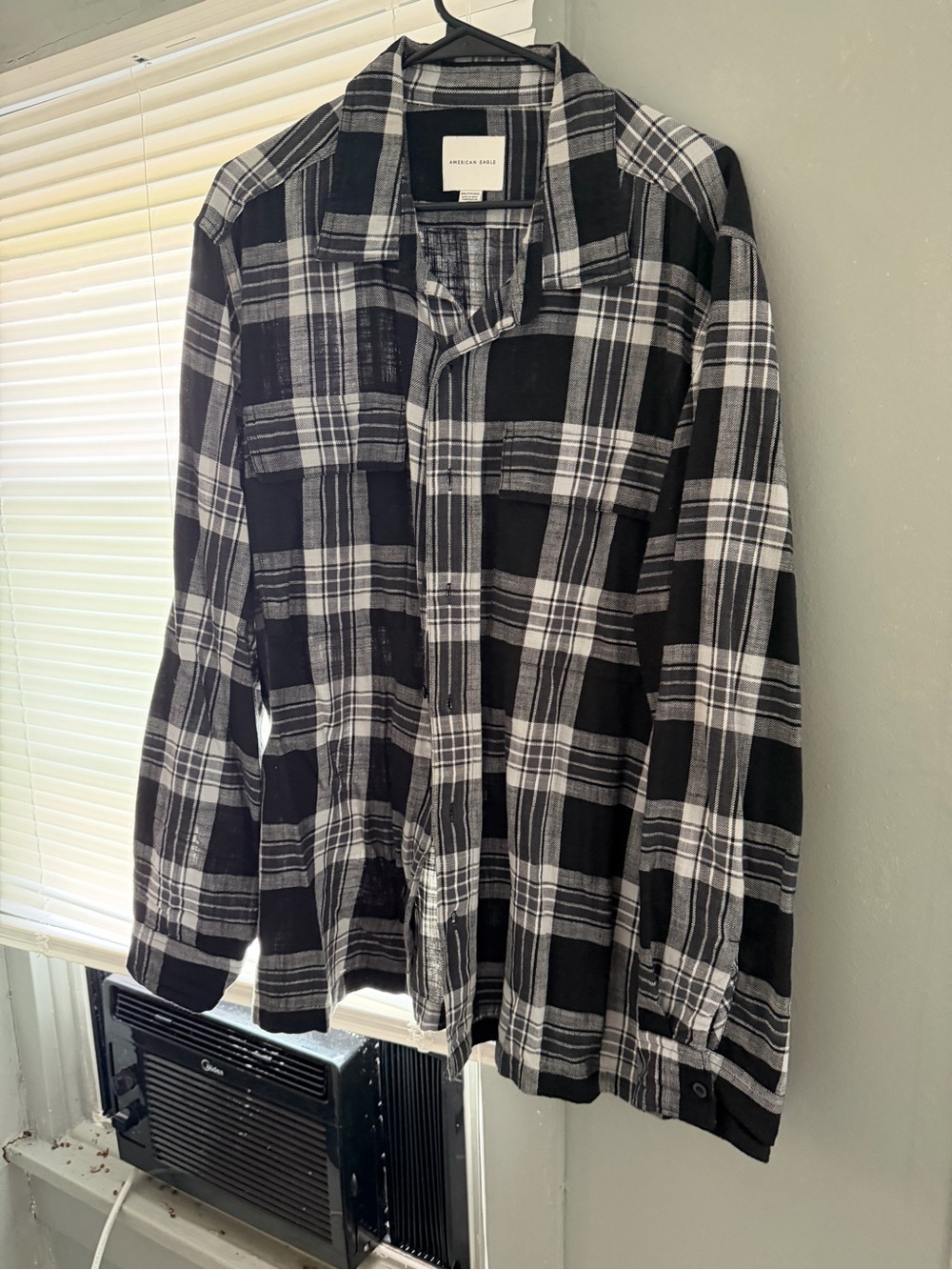 American Eagle Outfitters Black and White Plaid Button-Down Shirt